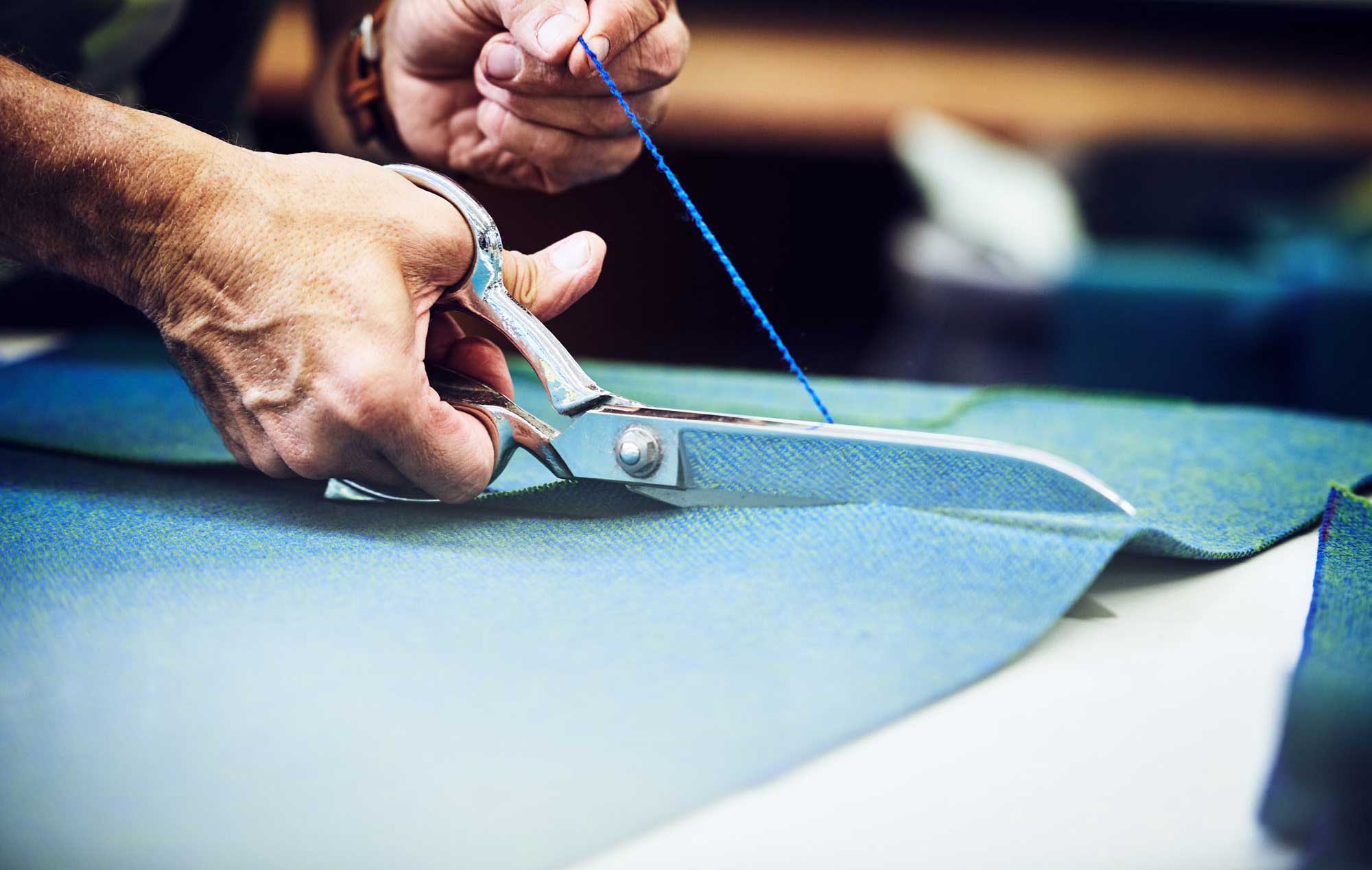 Wie der Hersteller COR gebrauchte Möbel neu editiert