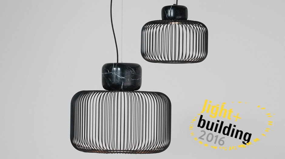 Die Light + Building 2016 zeigte: Das Licht gehört hinter Gitter! Eine Klickstrecke mit Leuchten aus Metallstäben.