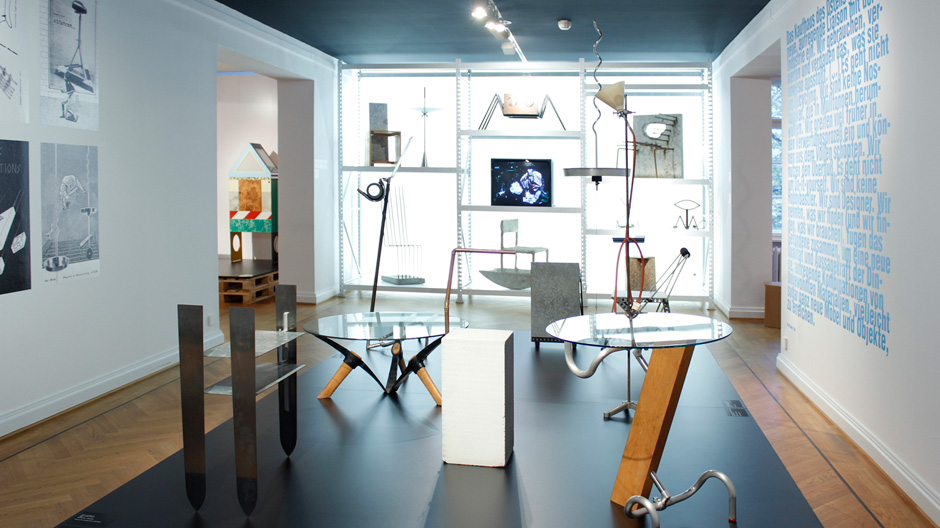 Die Ausstellung Schrill Bizarr Brachial feiert das Neue Deutsche Design der Achtziger.