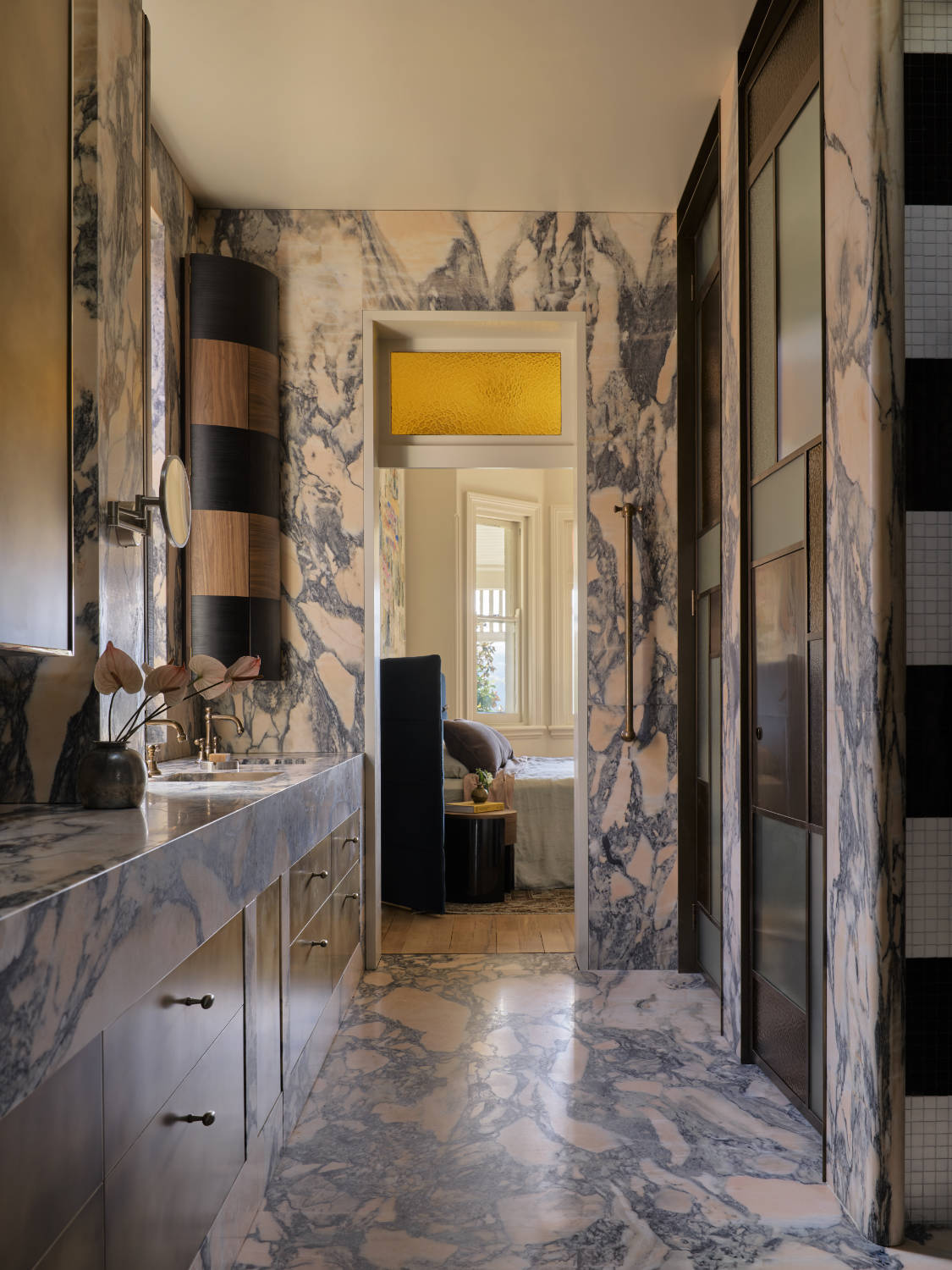 Naturstein zwischen Ausdruck und Atmosphäre