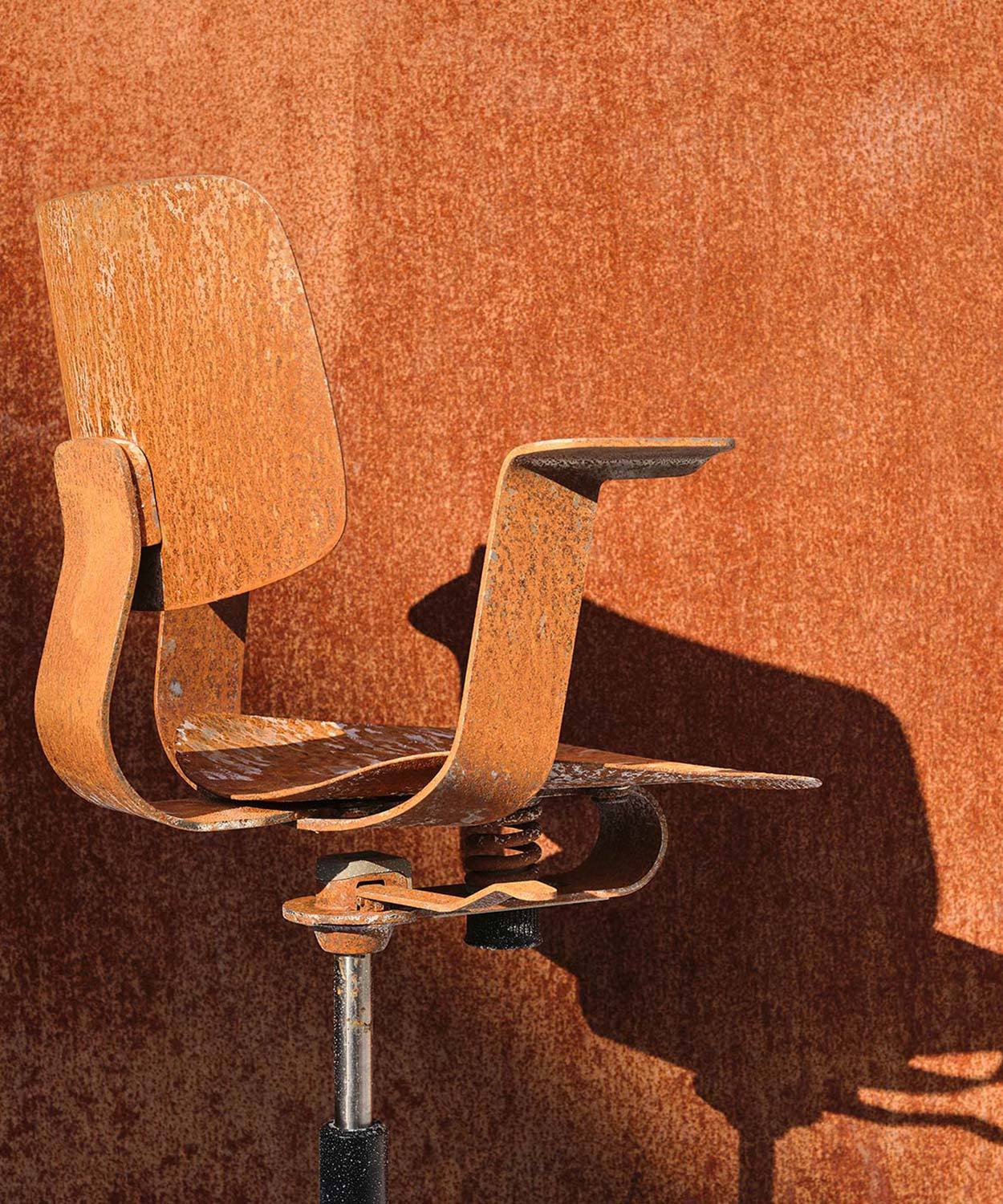 Ausstellung „What the surface remembers“ zur Milan Design Week 2026 in Brera