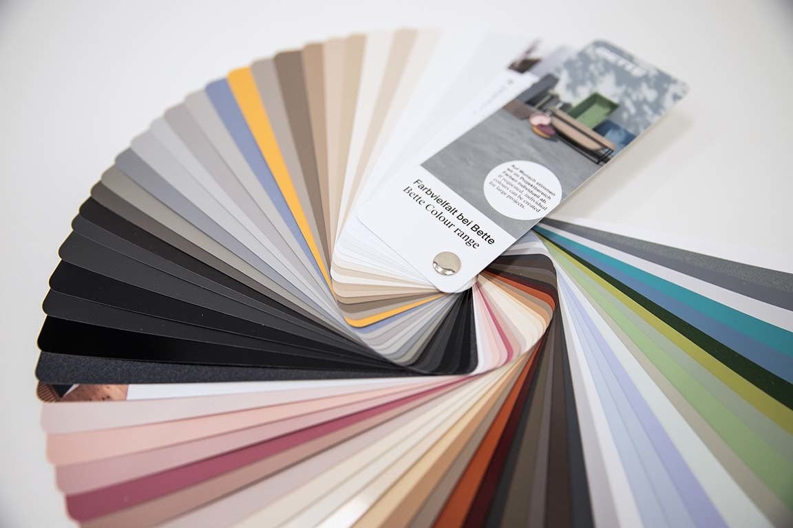 FARBENSCHÖNE BÄDERWELT